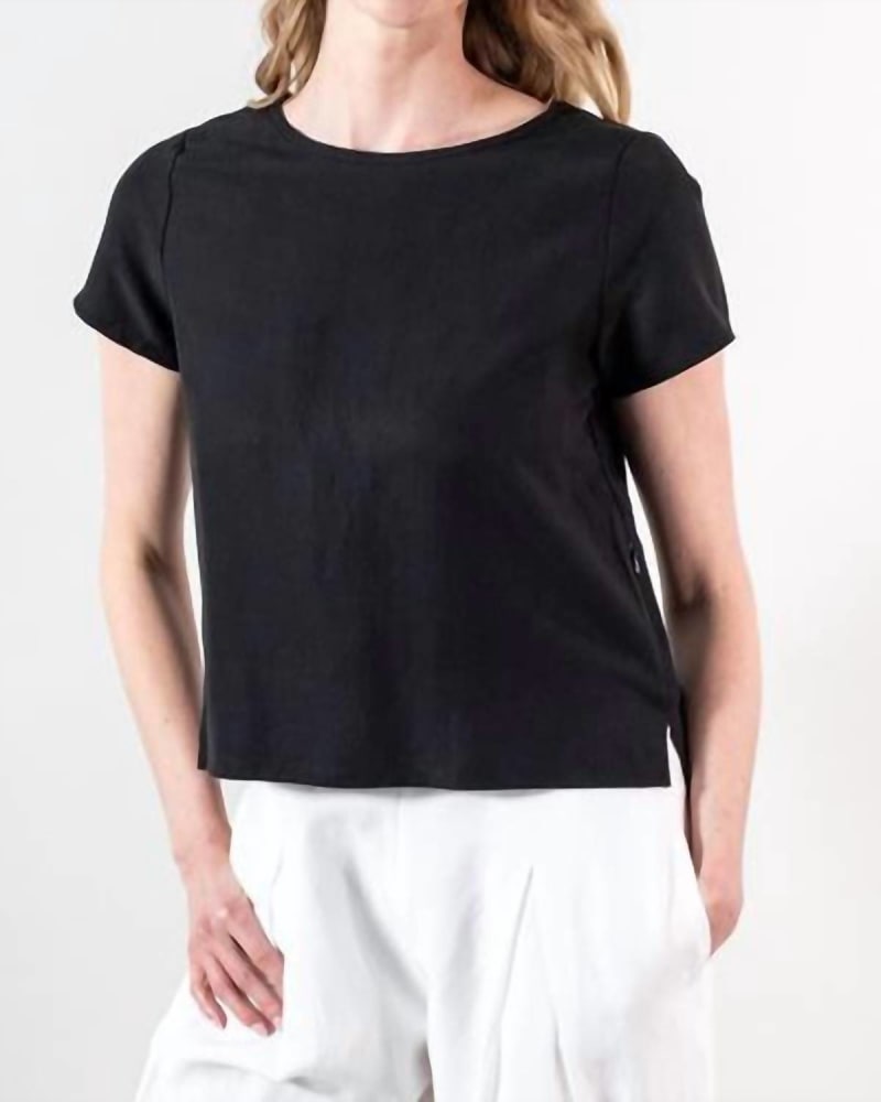 Front of a model wearing a size XL Ruby Tee Shirt in Black in Black by krimson klover. | dia_product_style_image_id:346145